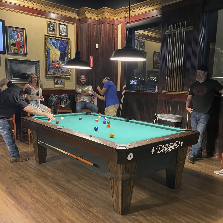 Billiards and Brews Crew-4